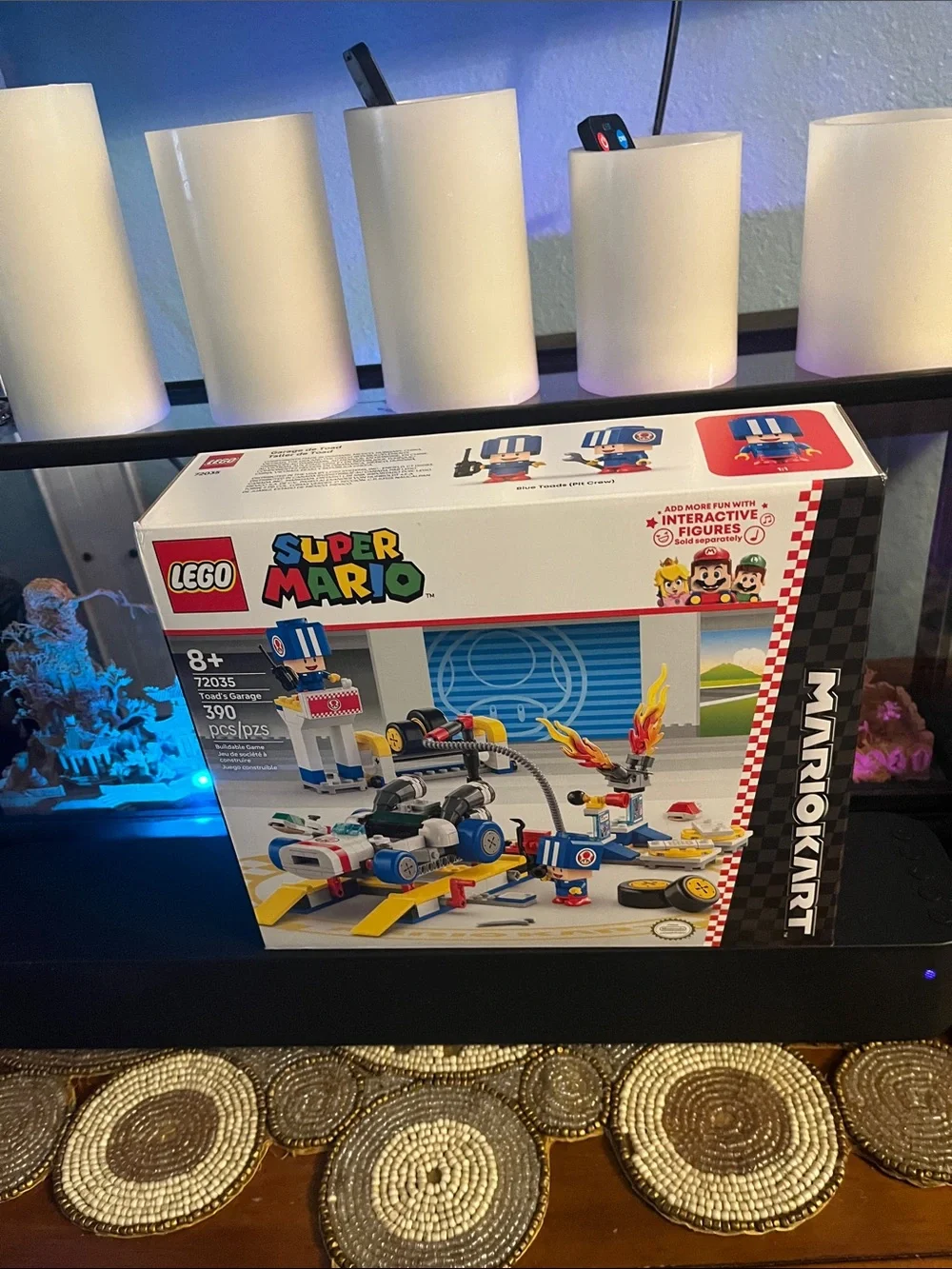 LEGO Super Mario Mario Kart Toad’s Garage Playset - White, Blue, Red, Yellow